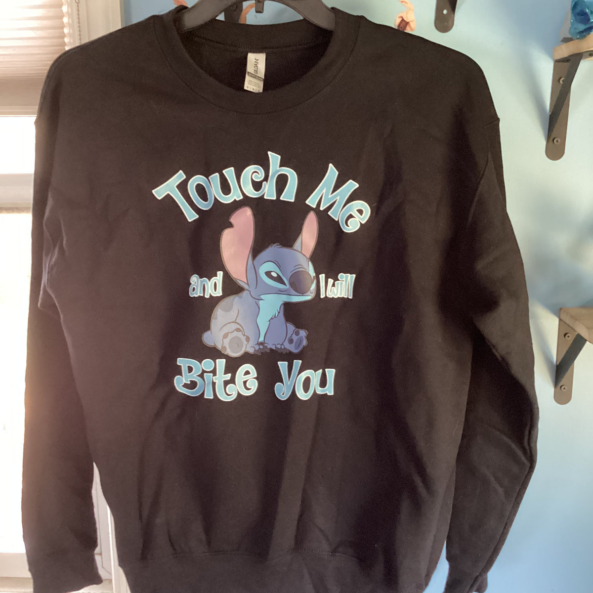 I bite Crewneck